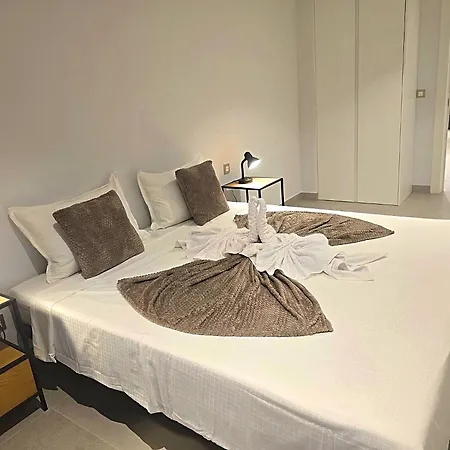 Modern 3br Wih Private Pool And Private Access Casa vacanze